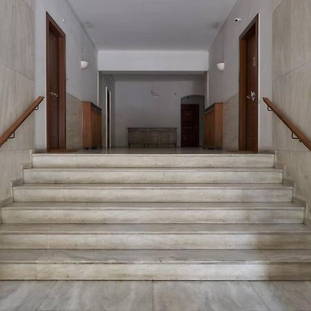 Apartamento Little Gem: Modern Urban Retreat Atenas Exterior foto
