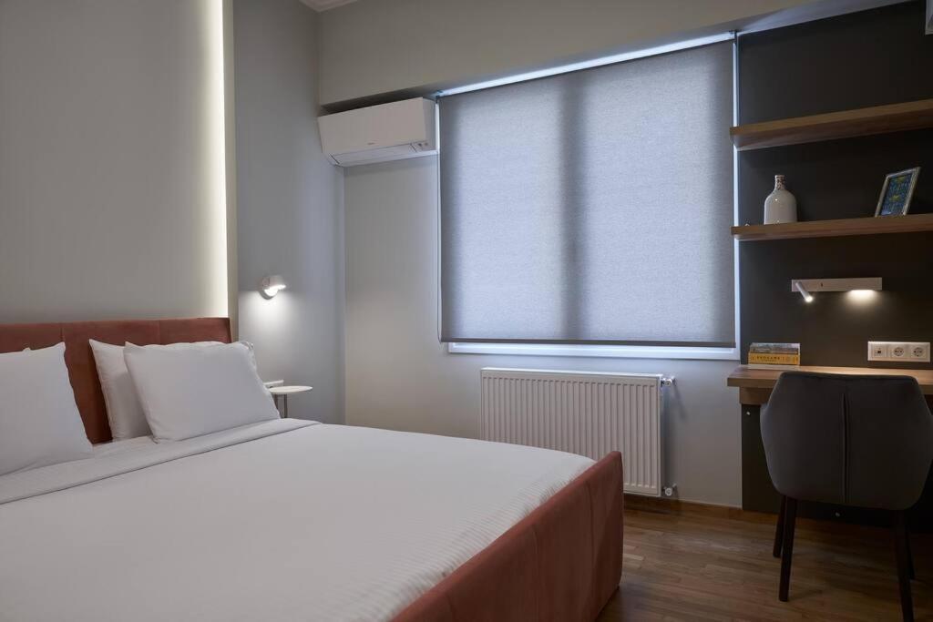 Apartamento Little Gem: Modern Urban Retreat Atenas Exterior foto